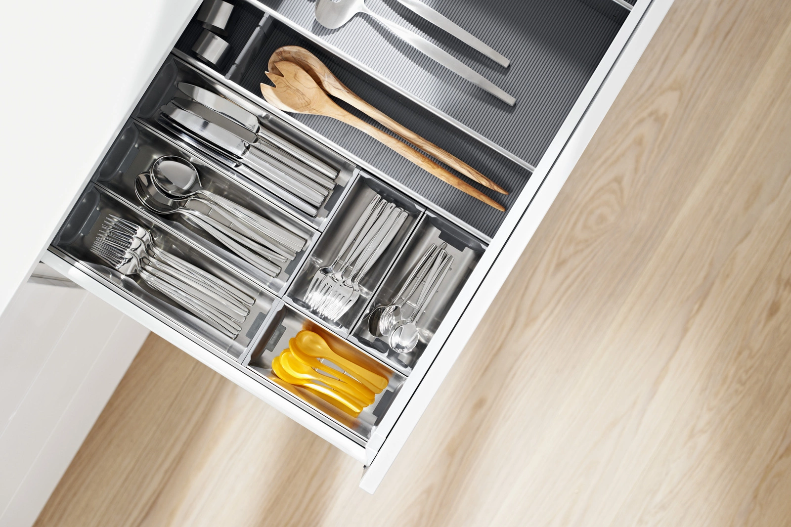 Blum - organizacja szuflad